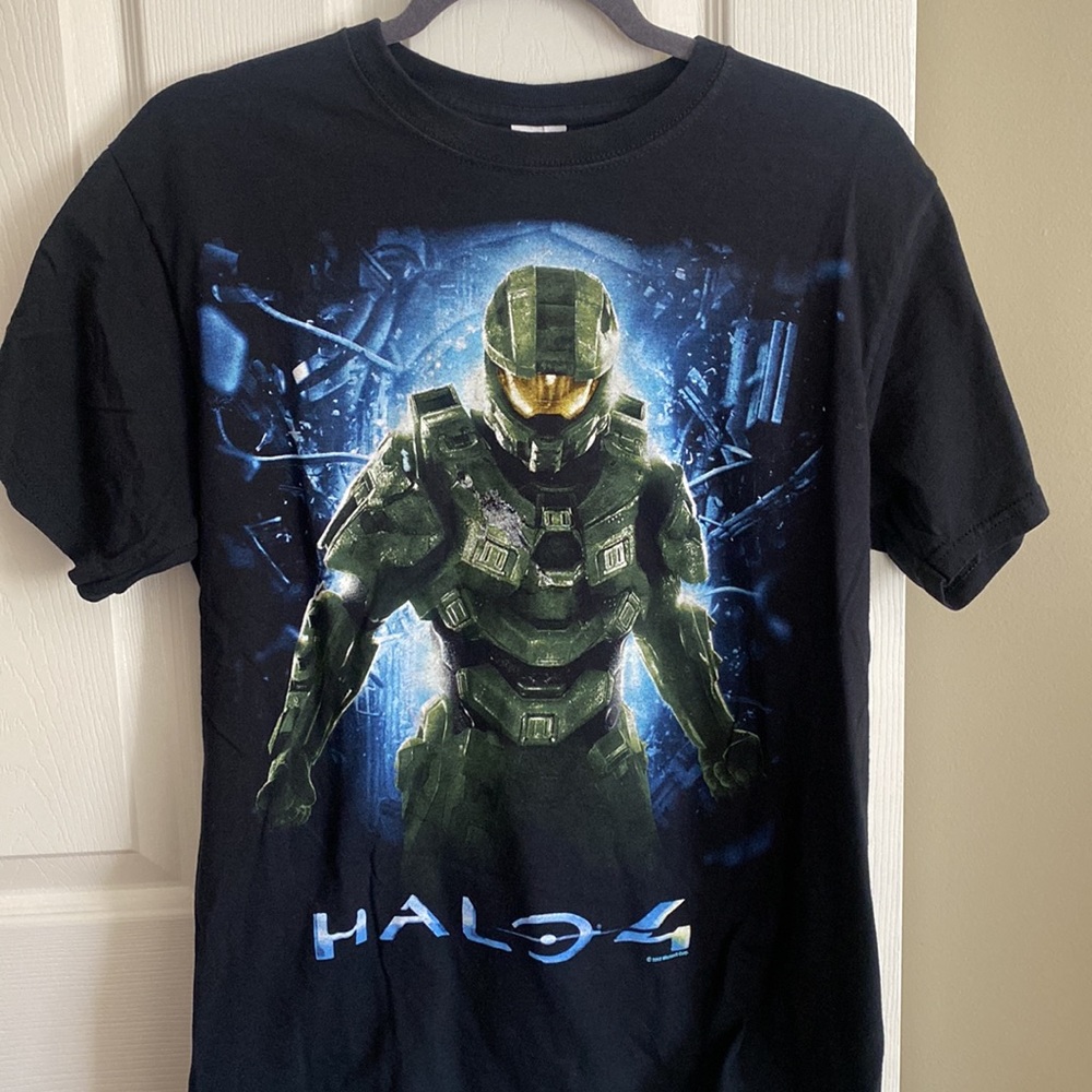 Hot Topic Halo